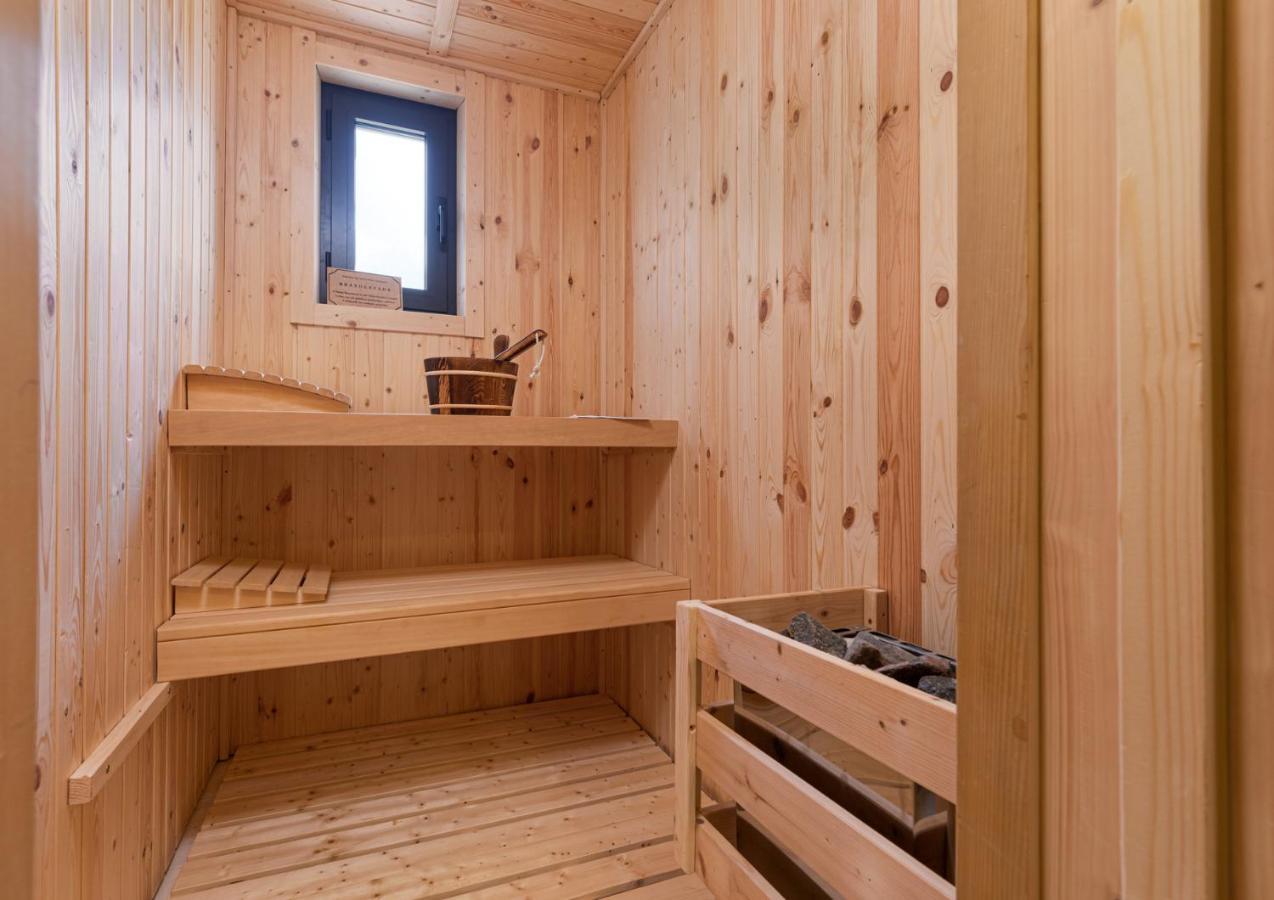 Cukerina Apartment With Whirpool & Sauna Пореч Екстериор снимка