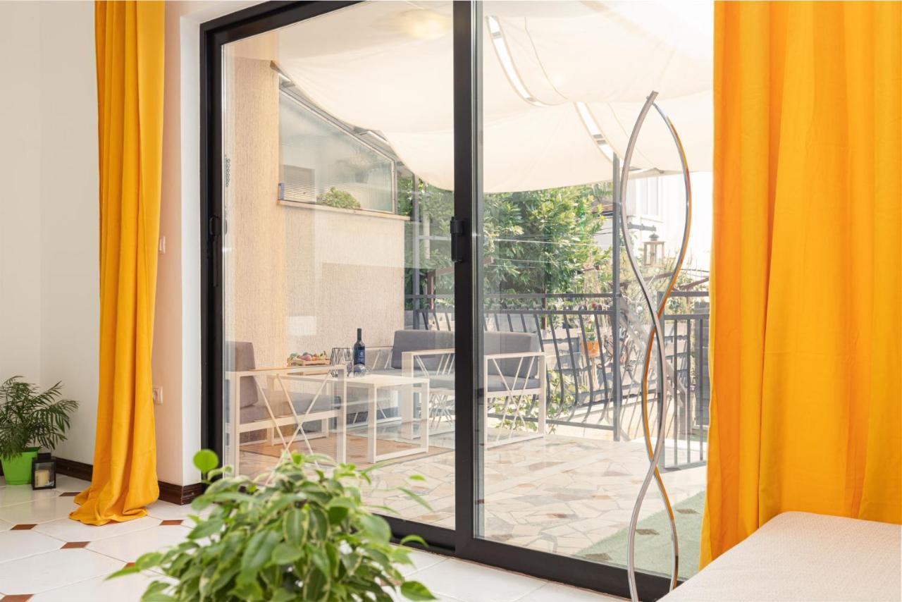 Cukerina Apartment With Whirpool & Sauna Пореч Екстериор снимка